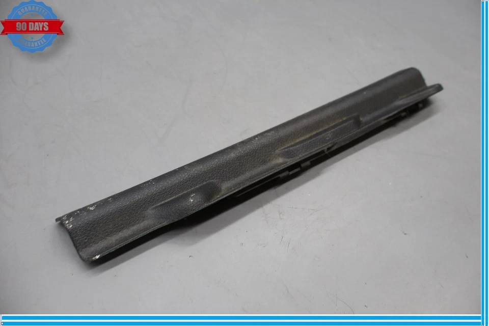 Cubierta de riel de asiento del lado del pasajero delantero derecho BMW Active Hybrid 3 12-21 OEM Foto 2 de 4