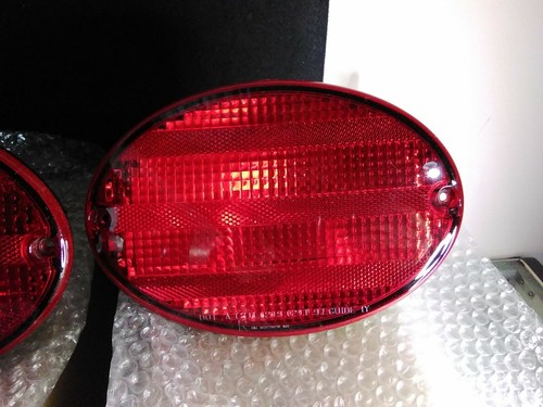 Corvette ZO6 factory take offs set rear tail lights 2-10270419,2-10270420 - Picture 9 of 10