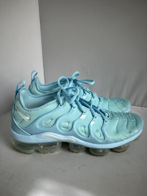 carolina blue vapormax