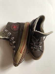 brown leather converse kids