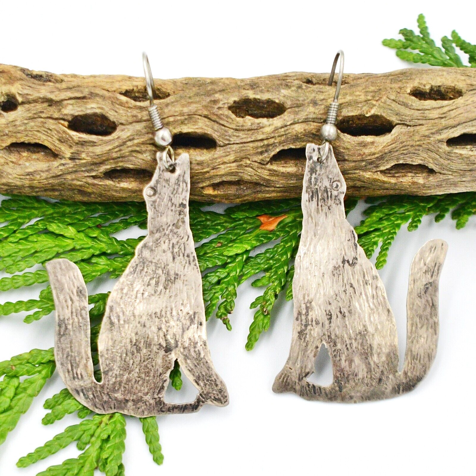 Sterling Silver 925 Howling Wolf Dangle/Drop Earr… - image 1