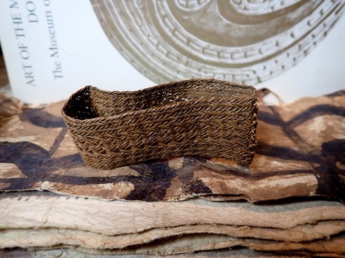 Trobriand Islands Woven Fibre Armband Body Ornament Vintage c 1960s PNG 4 - Picture 6 of 12