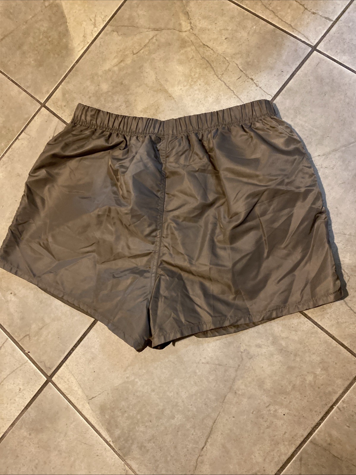 Essentials Dark Olive Drawstring Men’s Shorts siz… - image 5