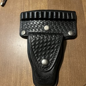 Don Hume Basket weave Handcuff Case Nickel Snap 12 Ammo Pocket