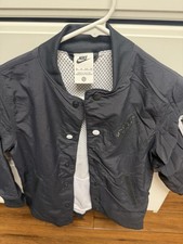 Nike Windbreaker Jacket Boys Size XS Black Full Zip Long At Knees Swoosh Logo