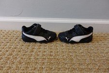 Size 6 Toddler Puma Sneakers Unisex - EUC
