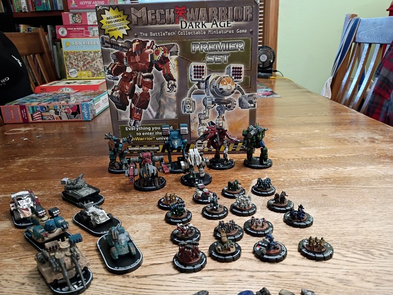 MechWarrior Dark Age Game with  28 Units – 6 Mechs, 6 Vehicles & 16 Infantry