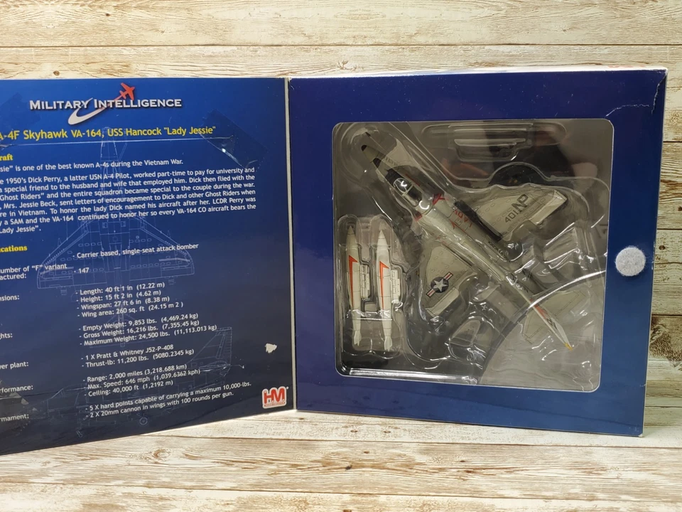 Hobby Master 1/72 HA1408 Douglas A-4F Skyhawk USS Hancock Lady Jessie incompleto Foto 2 de 4