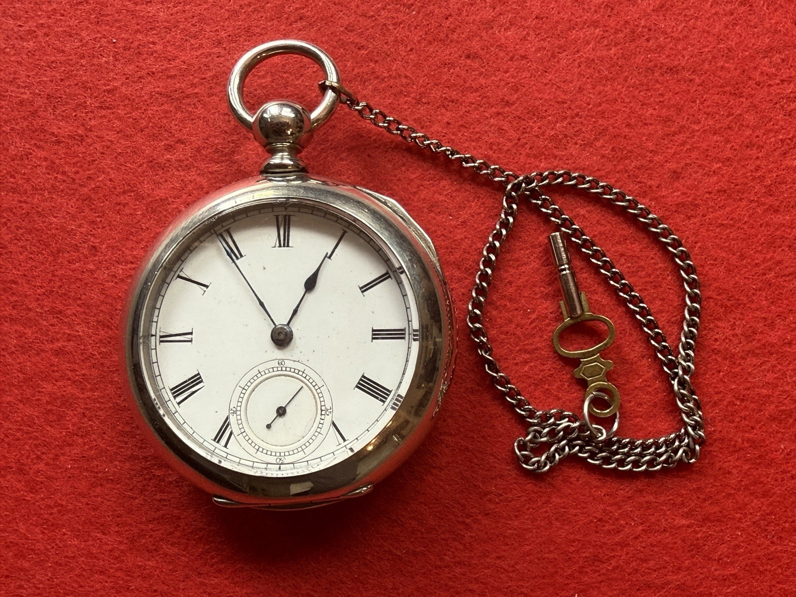 Antique Illinois America Pocket Watch 7J Key Wind Silverine Case 152346 AS IS