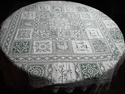 Tablecloth XIXth 145 X 140 cm in embroidery and bobbin lace