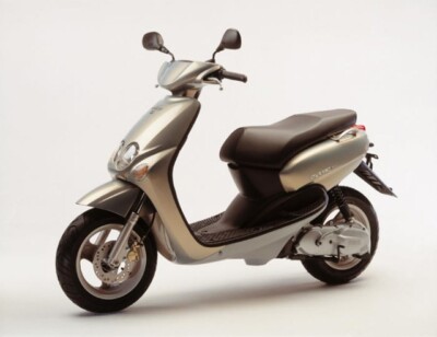 Yamaha Ovetto Motorino 50 Ovetto Yamaha Neos Ovetto 100 Usato
