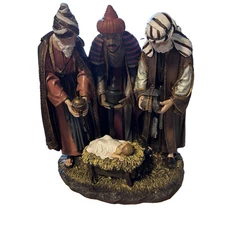 Hobby Lobby Nativity Scene 2012 "The Promise of Christmas" Three Wise Man/ Jesus