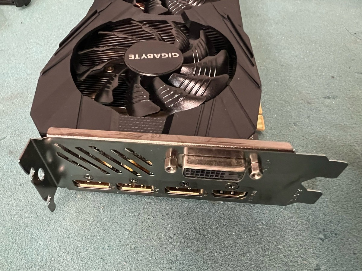 GIGABYTE Gaming OC GeForce GTX 1080 Ti 11GB - Graphics Card