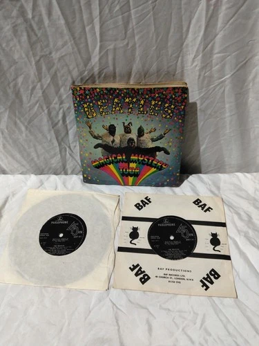The Beatles Magical Mystery Tour 2x 7"EP booklet 1967