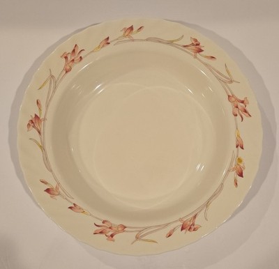 VTG Arcopal France ARC ''Pink Lilies'' 12.5'' Milkglass Charger Plate Exc Cond Used