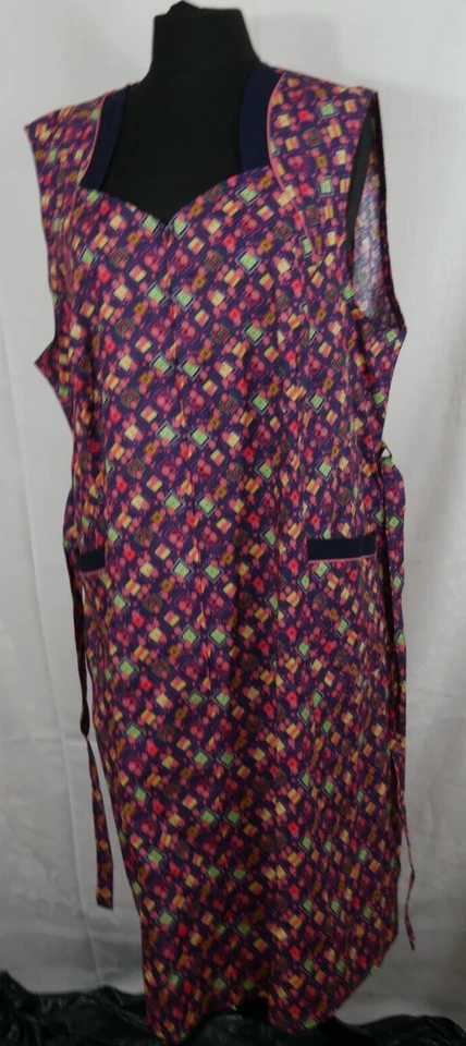 TRAUMHAFTES Kleid Freizeit Bunt Blumen 100% Baumwolle Modern Größe 54/56 NEU! - Bild 4 von 4