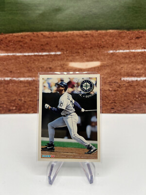 1994 Fleer Sunoco Ken Griffey Jr Baseball Card #13 Seattle Mariners