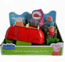 BRAND NEW PEPPA PIG LIGHTS  SOUNDS FAMILY FUN CAR PLAYSET