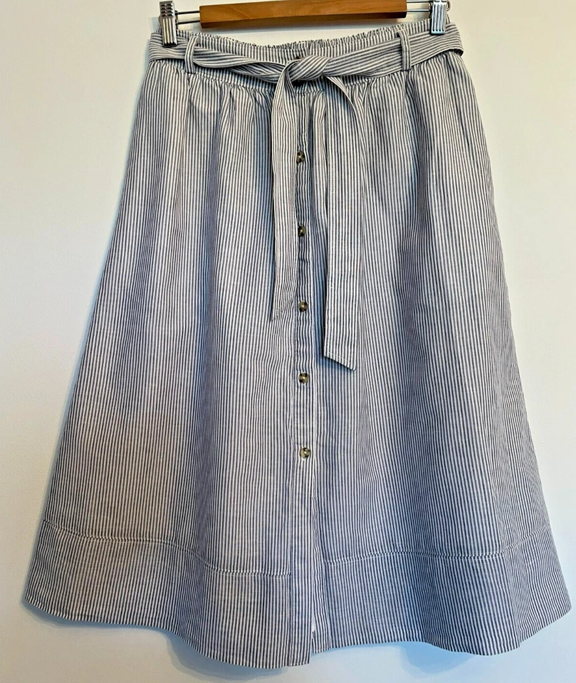 Abercrombie & Fitch Skirt Size Small Ladies  Gypsy Style Striped Belted - Image 2 of 3