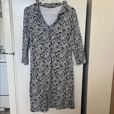 J. McLaughlin Medium Black White Blue Tan Floral Dress