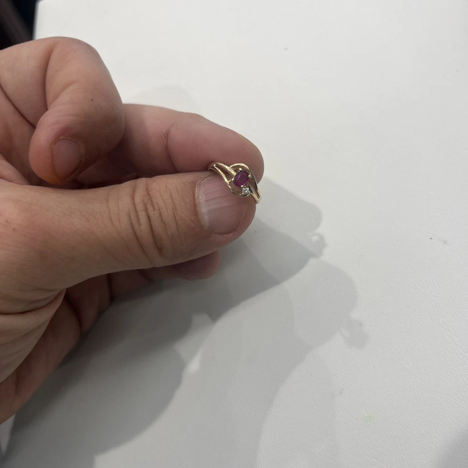 14 K Gold Ruby and Diamond Ring - Image 4 of 4