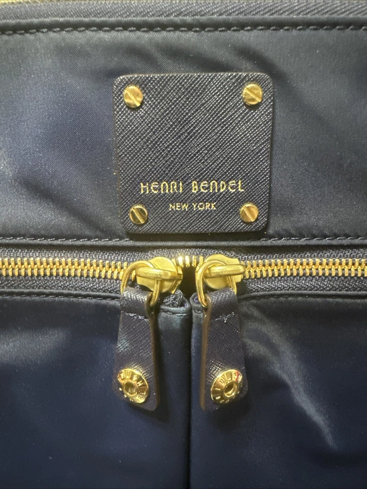 Hendri Bendel Blue Laptop Bag Nylon Navy Blue. 10”x13.75”x1” - Image 4 of 4