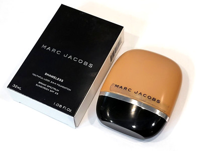 Marc Jacobs Shameless Foundation ~ TAN Y440 ~ nib full size   (m1
