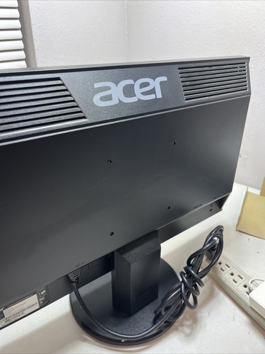 Acer V213HL BJbd 21.5" D-Sub, DVI Monitor - Picture 10 of 15