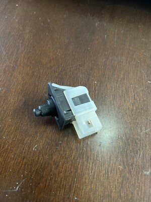 Genuine Fits Mercedes Door Jamb Limit Switch R170 W202 W203 W208