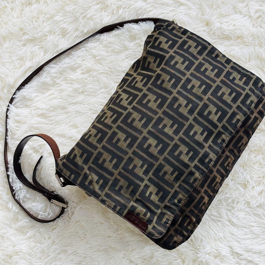 Vintage Fendi Zucca Shoulder Bag Crossbody Messenger Rare