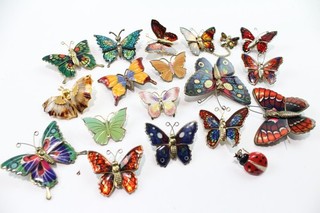 Broches Insectos Mariposa Vintage Esmalte Tono Dorado x 18