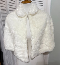 David  s Bridal Ivory Formal Cape Faux Fur Capelet Short Shawl Winter Wedding NWT