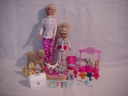Barbie Et Son Chien Tanner Qui Fait Caca - Jouet ASO - Neuf