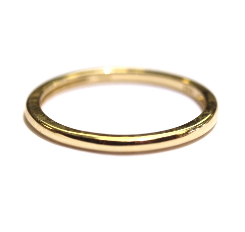 New 10k yellow gold flat 1.5mm thin wedding band anniversary ring 1.2g 7 womens
