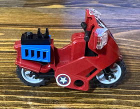 LEGO 6865 Marvel- Captain America's Avenging Cycle - Complete w/ Manual