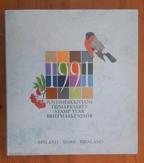 FINLAND YEAR BOOK 1991 INCL MINIATURE SHEETS BOOKLET PANES PAIRS ETC. CAT £119
