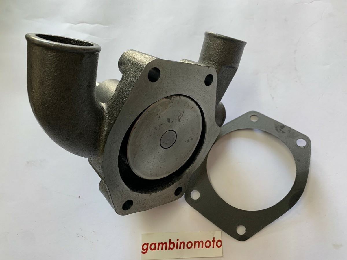 Pompa acqua per trattore Fiat CNH t/12475 in offerta