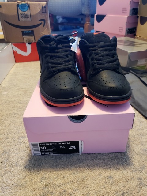 nike sb dunk low trd qs black pigeon