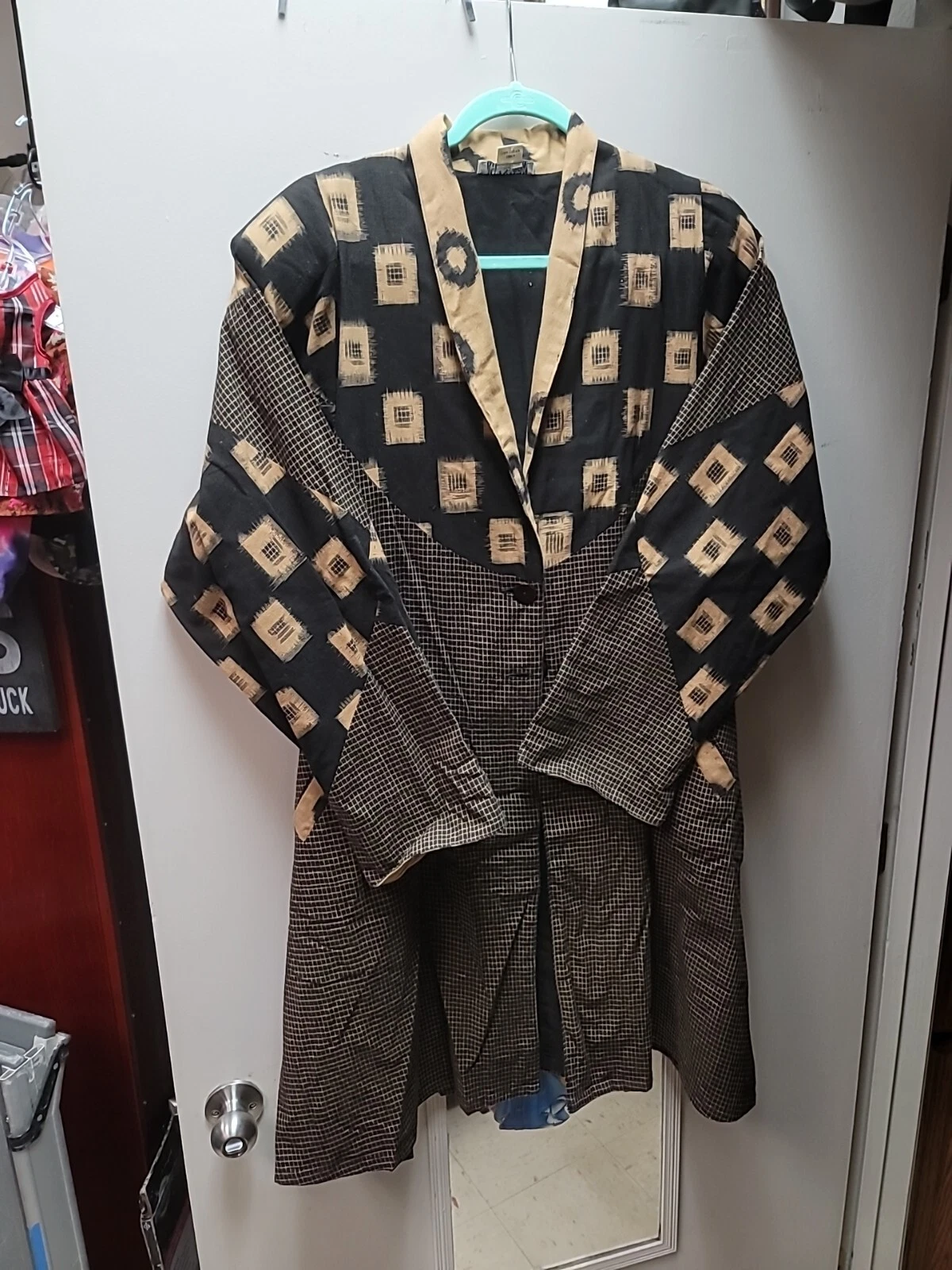 LAURA and KIRAN Coat VTG Jacket Textile Poncho Toggle Button Size M/L