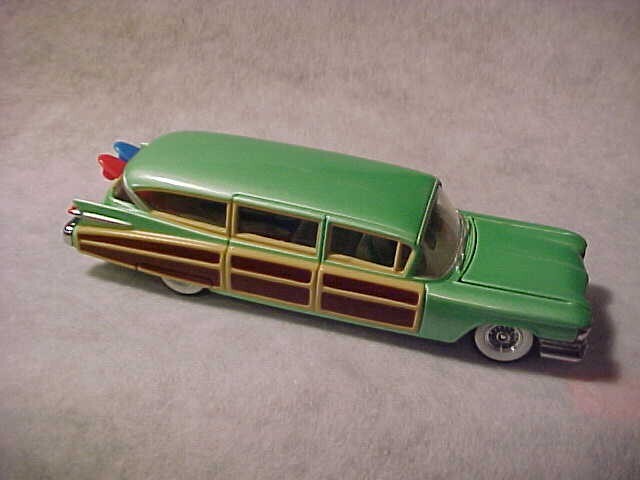 LOOSE HOT WHEELS 1959 CADILLAC WOODY WAGON! OPENING HOOD AND REAL