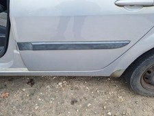 Baguette de porte arriere gauche  RENAULT MEGANE 2 PHASE 1 7701477638