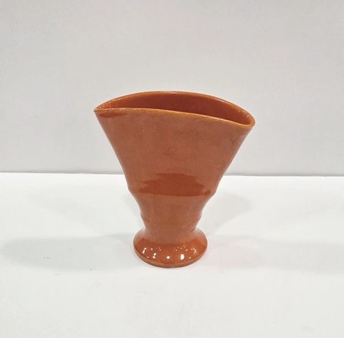 Vintage Orange Bauer Pottery Matt Carlton Fan Vase