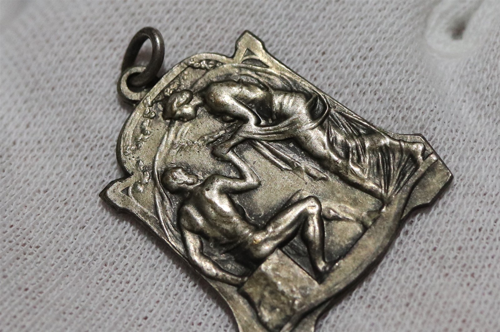 Belgium Humanitarian Aid Praise Ww1 Silver Plated Bronze Medal 33X23Mm