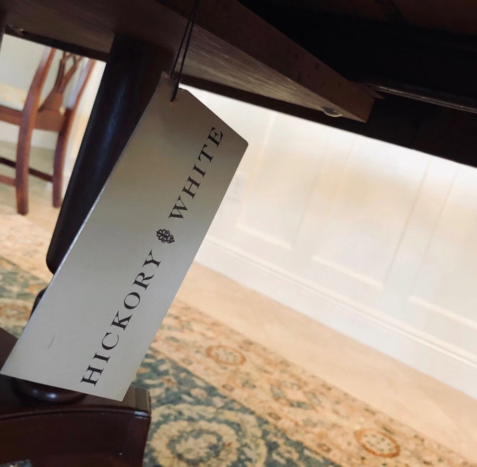 Mesa de comedor Hickory blanca de caoba georgiana y 6 sillas Chippendale Foto 2 de 4