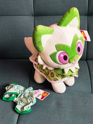 BUILD A BEAR PLÜSCHTIER STOFFTIER - POKEMON NEU MIT ETIKETT - 431455 SPRIGATITO + 2 X OUTFITS