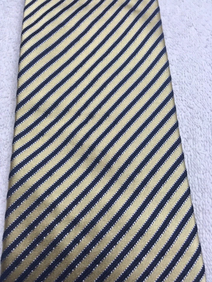 CORBATA NAUTICA HOMBRE DORADA CON RAYAS AZUL MARINO 3,75 X 60 Foto 3 de 4