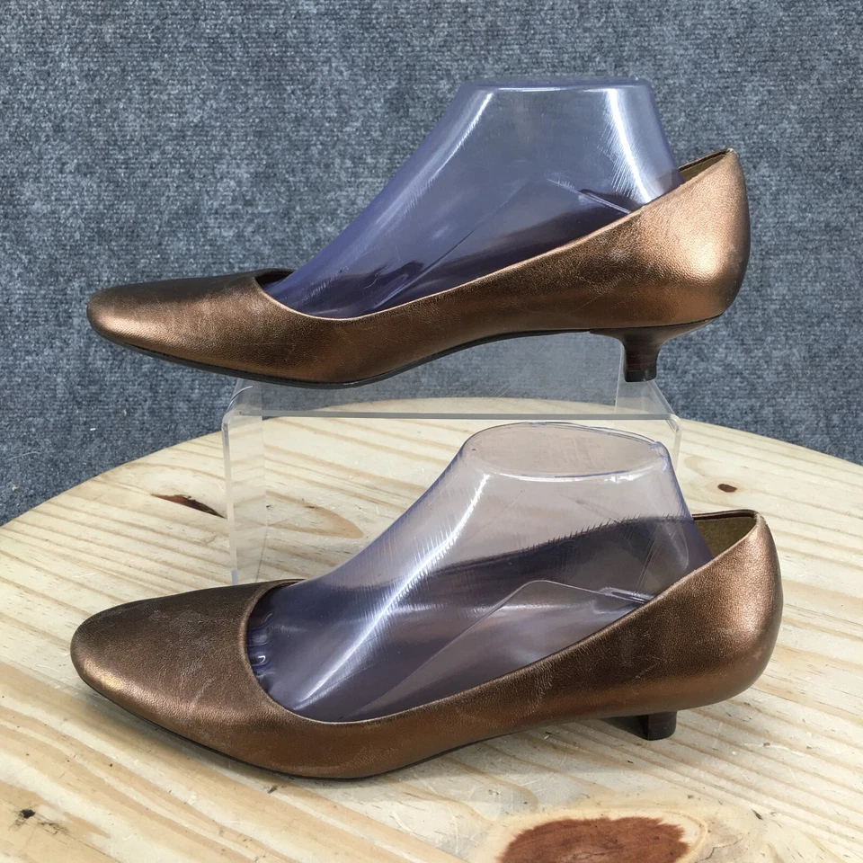 Talbots Shoes Womens 8.5 B Slip On Gold Leather Casual Kitten Heels Almond Toe - Image 2 of 4