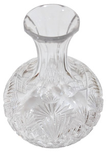Crystal Wine/Water Decanter Bulbous Shape Cut Design Long Neck Smooth Grooves 7"
