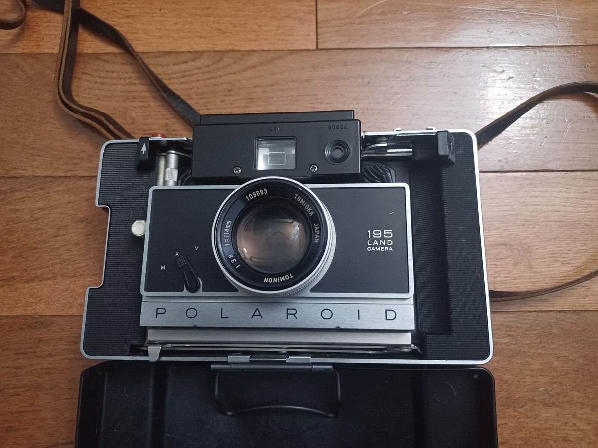 POLAROID 195 LAND CAMERA 　トミオカ POLAROID 195 LAND CAMERA TOMIOKA TOMINON 3.8/114mm w/strap，front