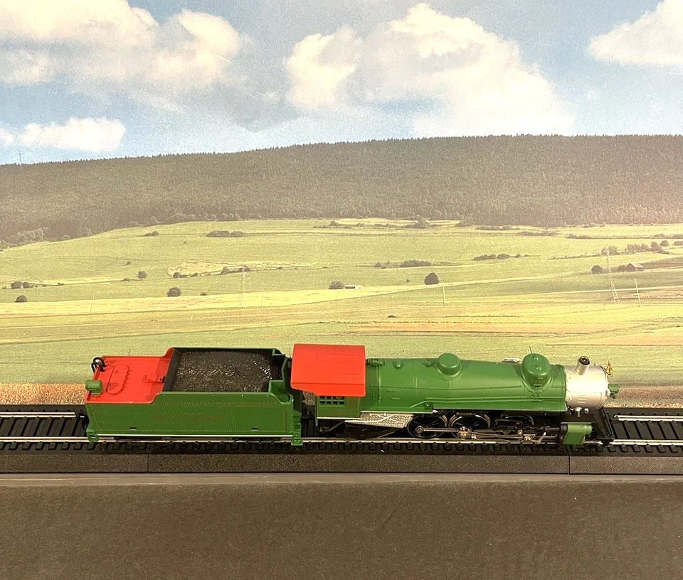 MODEL POWER HO Train 6648 Steam Locomotive Southern #1402 - Image 2 of 4